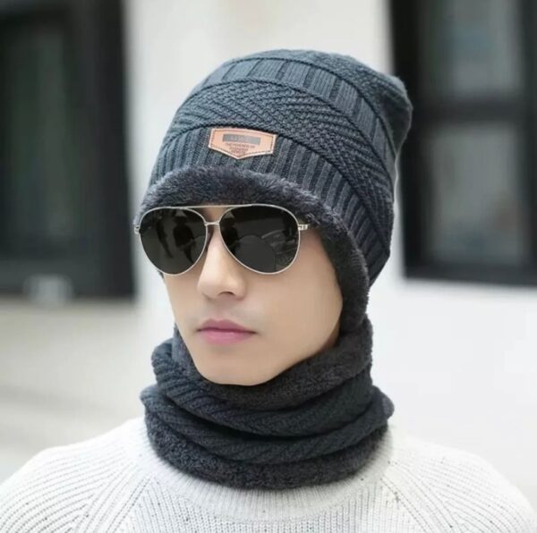 Beanie Wool Cap With Neck Warmer